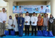 Kecamatan Padarincang Jadi Titik Pembagian 350 Paket Sembako Bupati Serang