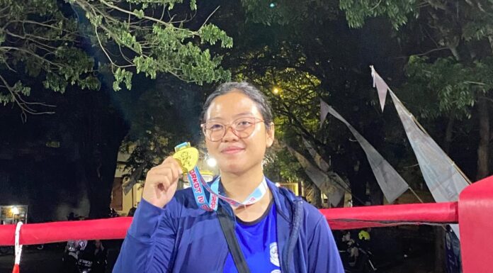 Dewi Runisah, Mahasiswa Penjas Uniba Sabet Emas Muaythai di Porkot IV Kota Serang