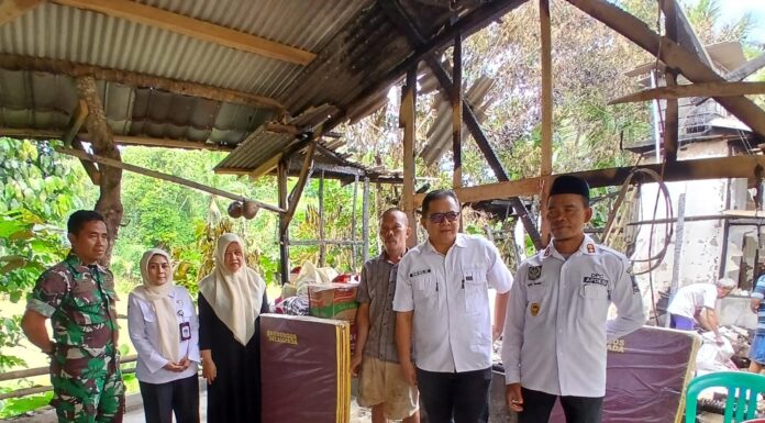 Korban Kebakaran di Kecamatan Petir Dapat Bantua dari Dinsos Kabupaten Serang