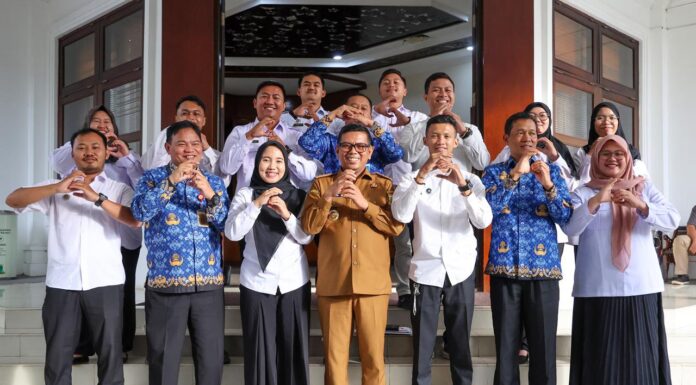 Sukseskan Program MBG di Banten, Andra Soni Sebut Kuncinya Ada di Koordinasi
