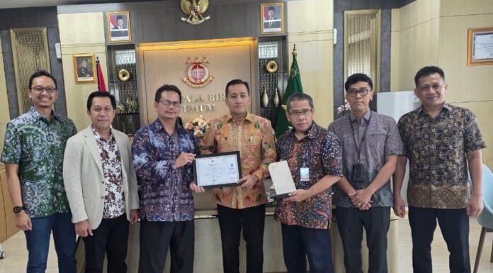 Pemkab Serang Serahkan Sertifikat GBH RS Adhyaksa ke Kejagung