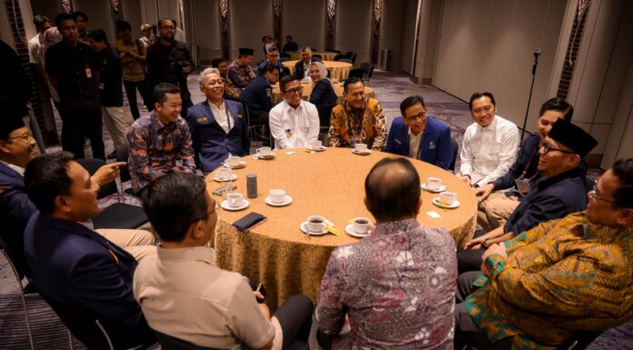 Gubernur Andra Soni Hadiri Pengukuhan Pengurus Nasional Karang Taruna