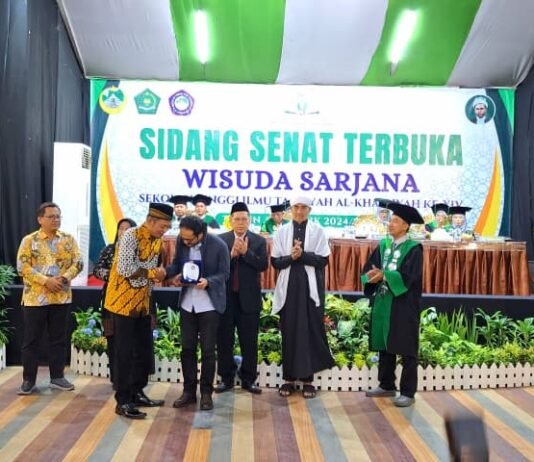 STIT Al-Khairiyah Gelar Wisuda Sarjana ke XIV, Fajar Hadi Prabowo Sampaikan Hal Ini