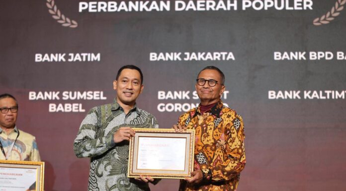 Bank Banten Raih Penghargaan Sebagai Perbankan Daerah Terpopuler pada Disway Award 2025