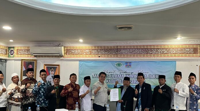 Muhit Karna Nahkodai MUI Kabupaten Serang