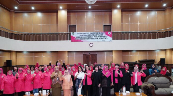 Latih Rasa Percaya Diri, Gabungan Organisasi Wanita Gelar Pelatihan Public Speaking