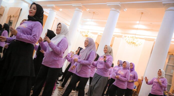 Peringati Hari Ibu ke-97, Tinawati Ajak Lansia Tetap Sehat dan Produktif