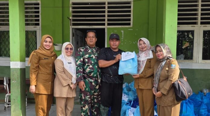 RSDP dan Dinkes Kabupaten Serang Salurkan 200 Paket Sembako untuk Warga Korban Banjir