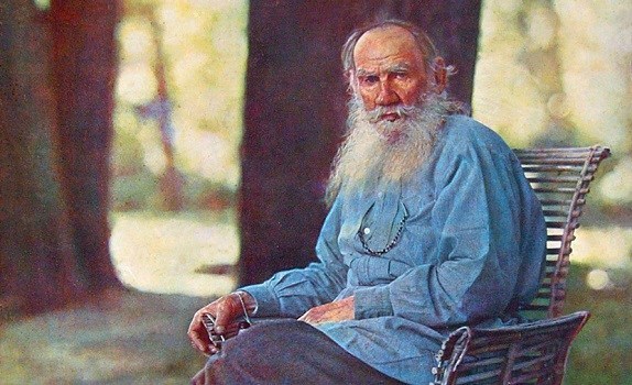 Kebahagiaan Menurut Tolstoy