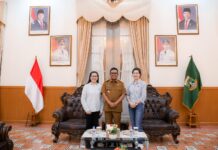 Legenda Tenis Meja Ling Ling Agustin dan Evi Sumendap Temui Gubernur Banten