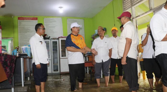Sekolah di Kramatwatu Terendam Banjir, Asda Febriyanto Bakal Normalisasi Kali Tonjong