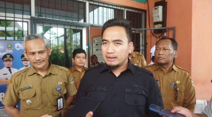 Robinsar Siap Berikan Sanksi Tegas Saat Sidak Kebocoran Gas PT Vopak