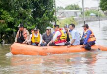 Gubernur Banten Tinjau Lokasi Banjir di Kecamatan Periuk Tangerang