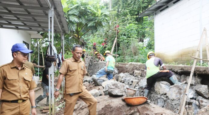 DPUPR Kabupaten Serang Bangun Kembali TPT Kantor Kecamatan Ciomas yang Jebol