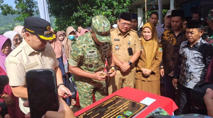 Wali Kota Cilegon dan TNI Resmikan Bor dan Fasilitas