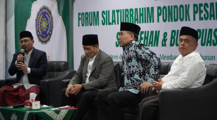 SIKLUS SUKSES PESANTREN: Integrasi Filantropi, Keilmuan, dan Regenerasi Strategis