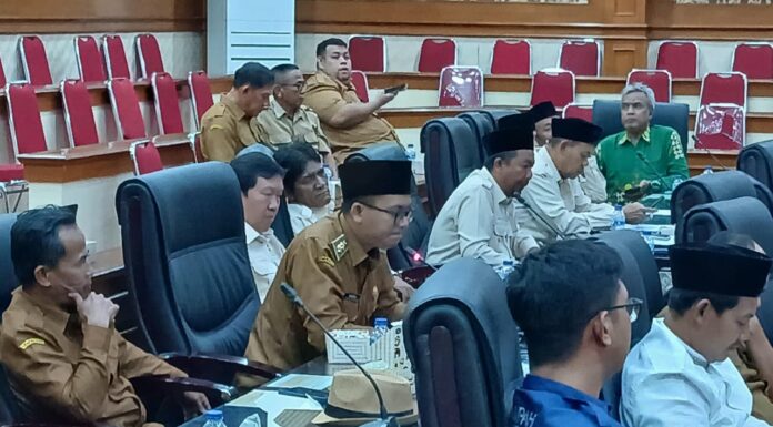 Kades Sindangheula Sampaikan Aspirasi Desa Saat Pansus DPRD Kabupaten Serang Gelar Raperda Sampah