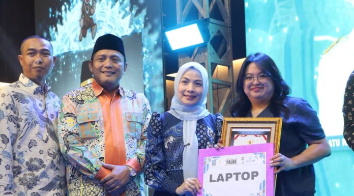 Apresiasi Wajib Pajak, Bupati Serang Berikan Penghargaan Anugerah Pajak Daerah 2026