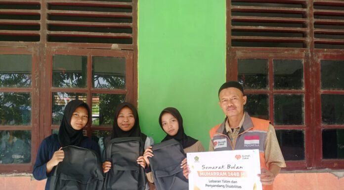 Rumah Zakat Tangerang Salurkan Bantuan Tas Sekolah untuk Anak-Anak di Kabupaten Tangerang