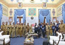 Bupati Serang Ratu Zakiyah Apresiasi Komunitas Musik Jalanan, Beri Motivasi Berkarya dan Berinovasi