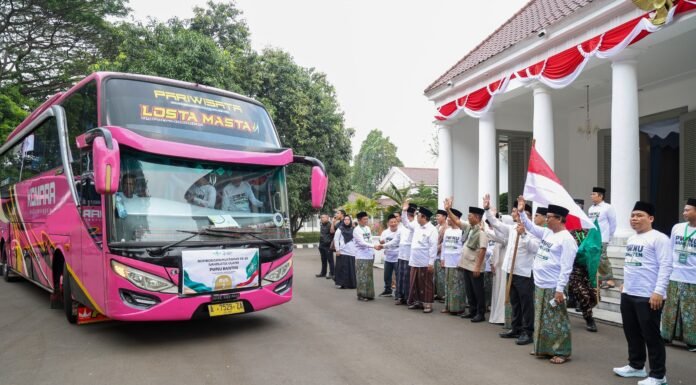 Lepas Peserta Muktamar NU, Gubernur Andra Titipkan Semangat Perjuangan Ulama Banten Dalam Memperkuat Nilai Kebangsaan