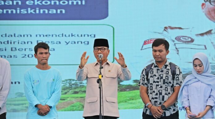 Pacu untuk Berkreasi, Mendes PDT Yandri Kick Off Festival Duta Desa Gen Z di Kabupaten Serang