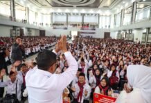 Gubernur Banten Berikan Motivasi pada 4.966 Mahasiswa Baru Uniba