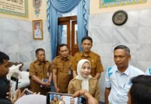 Pemkab Serang-PLN Bahas Percepatan PLTS di Pulau Tunda